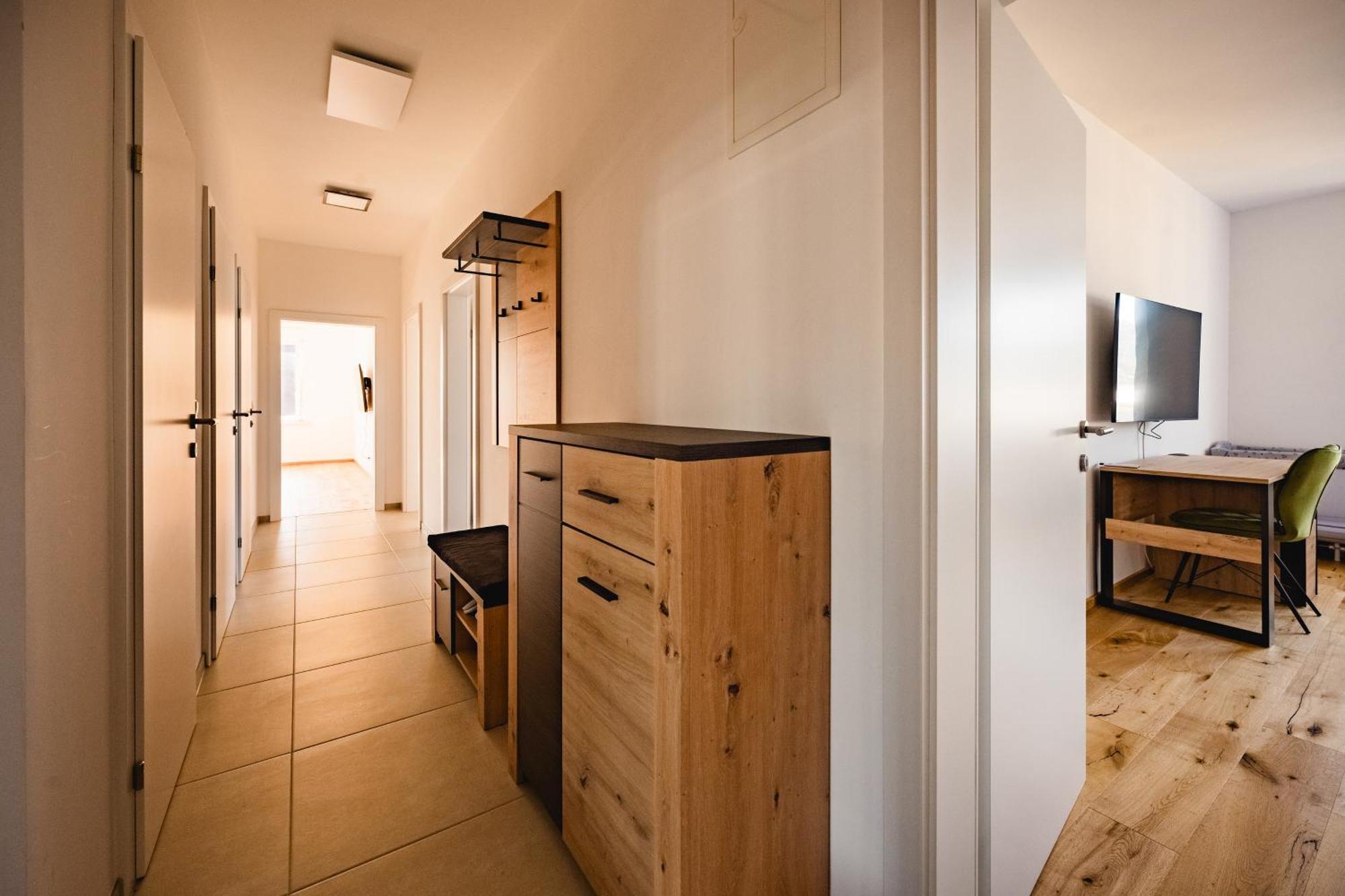 Tamliving Center Luxury 4 Rooms Smart Tv Kitchen Great View Graz Kültér fotó